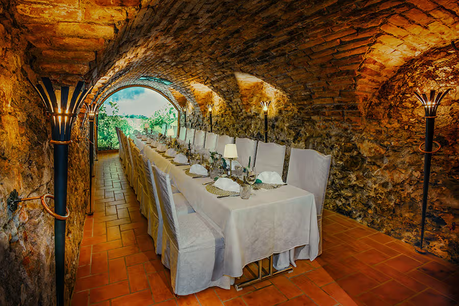 Der Weinkeller im Restaurant Thresl vom Gartenhotel Maria Theresia